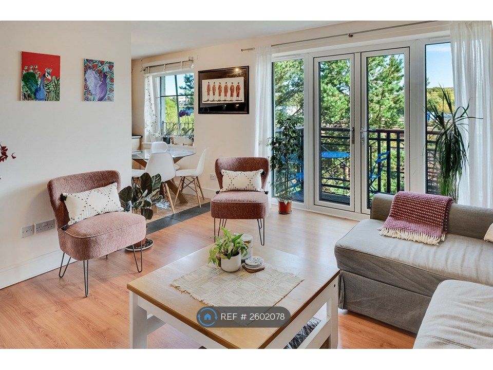 Property photo 1 of 31