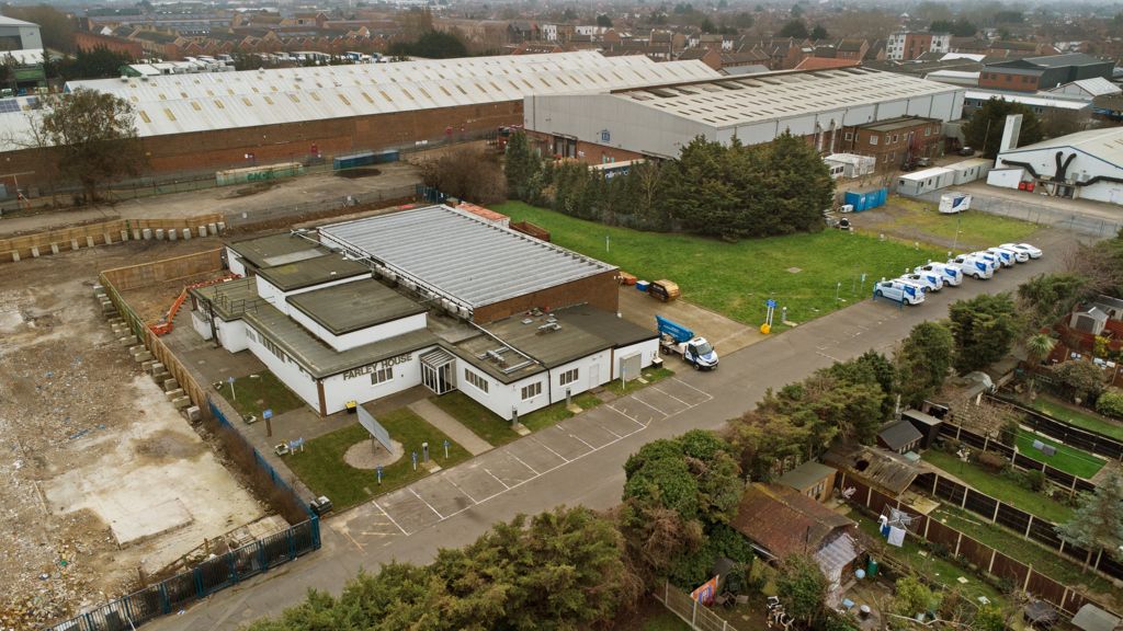 Property photo 2 of 13 Photo 2