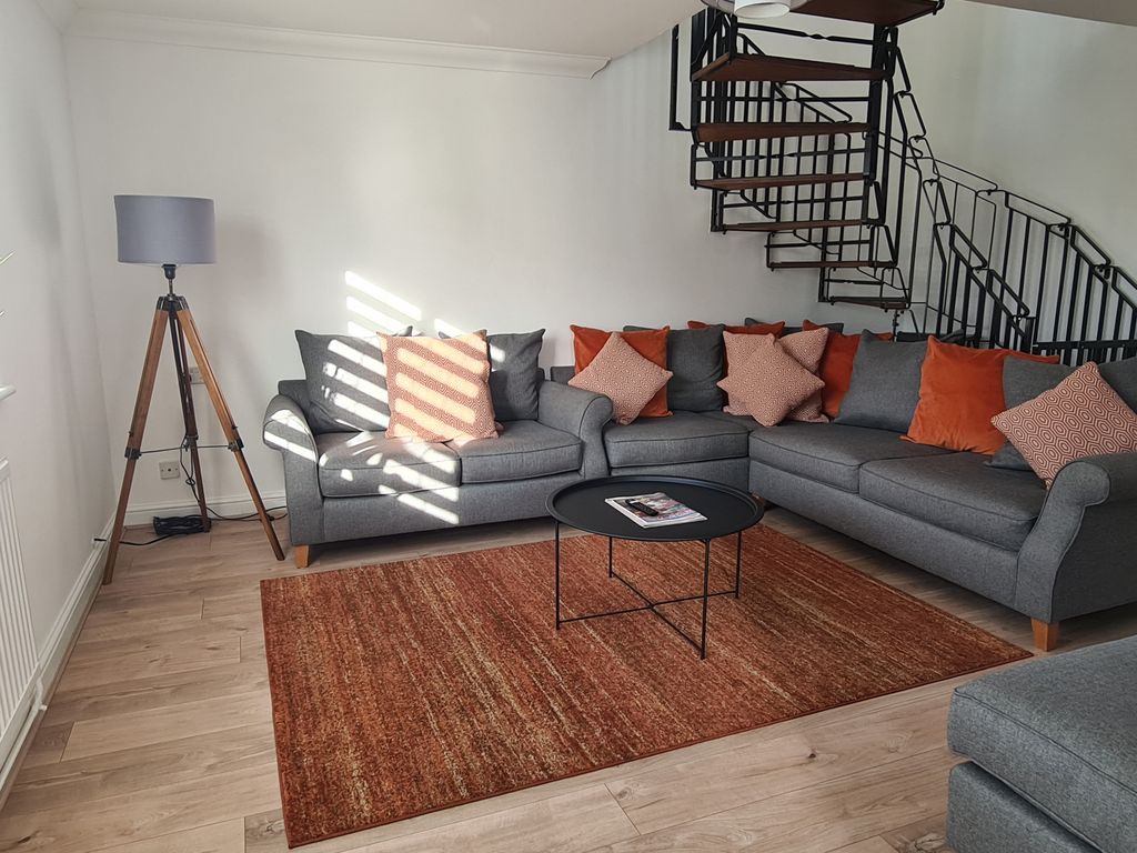 Property photo 2 of 12 Living Room