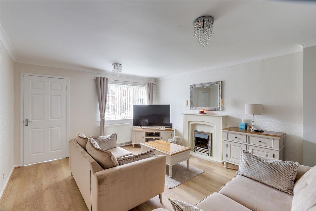 Property photo 3 of 17 191125_11.Jpg