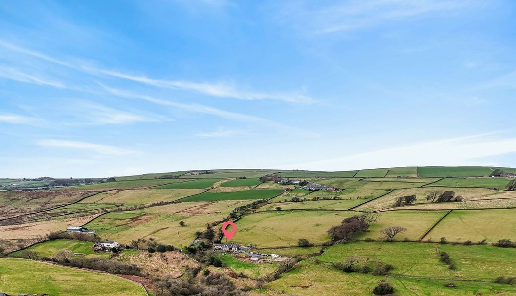 Property photo 3 of 28