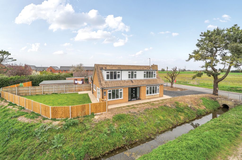 Property photo 1 of 23 1437331-2-69cd98A729199