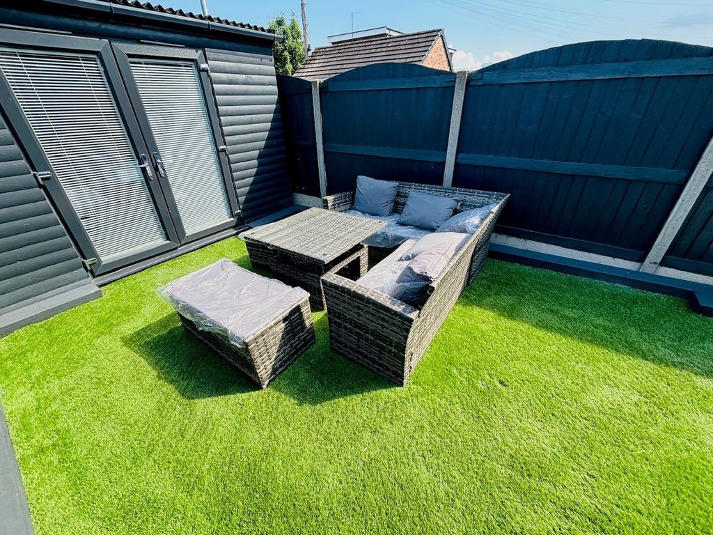 Property photo 3 of 16 Pbox-Img.Jpg