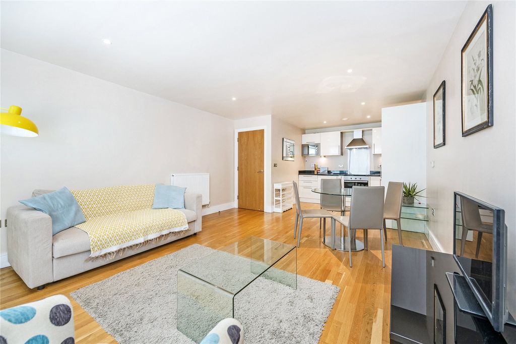 Property photo 3 of 10 Picture No. 07