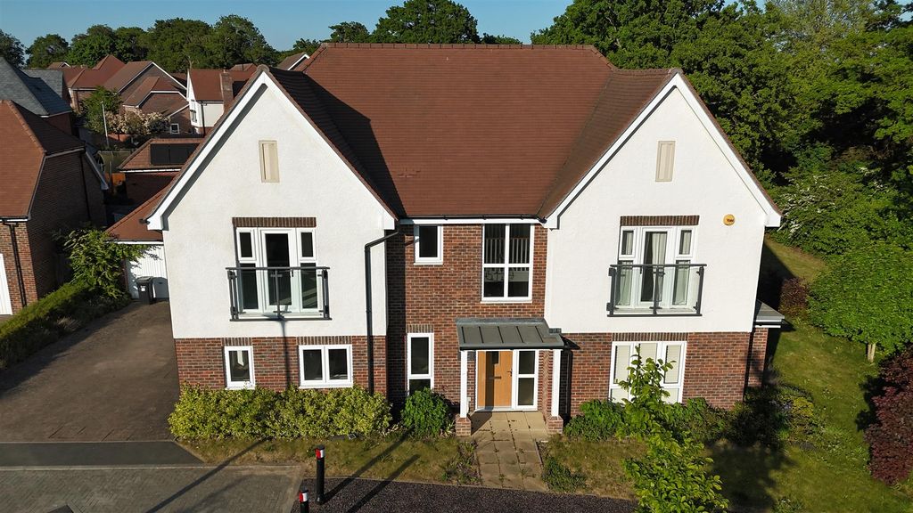 Property photo 1 of 24