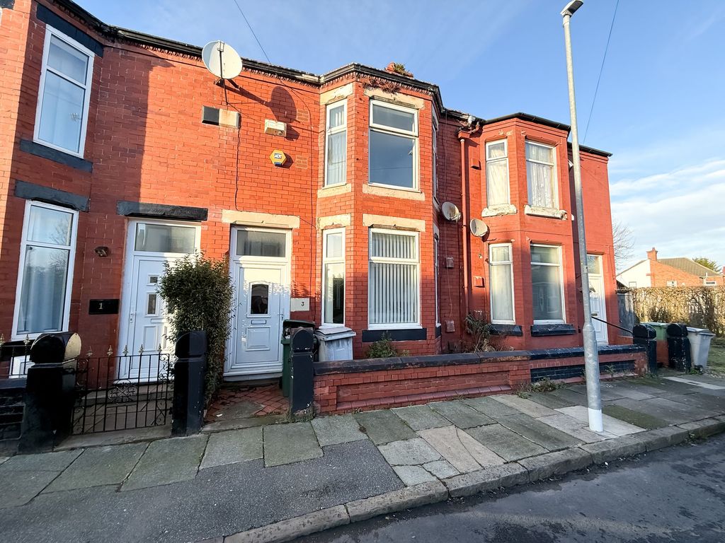 Property photo 1 of 13