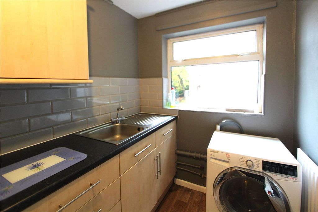 Property photo 3 of 9 Picture No. 16