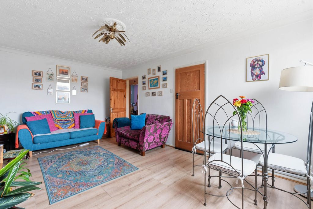 Property photo 2 of 14 Living Room