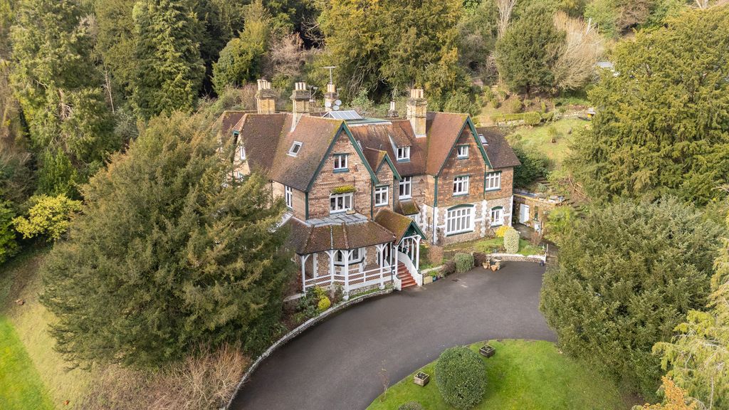 Property photo 1 of 11 Dji_20260123124342_0007_D