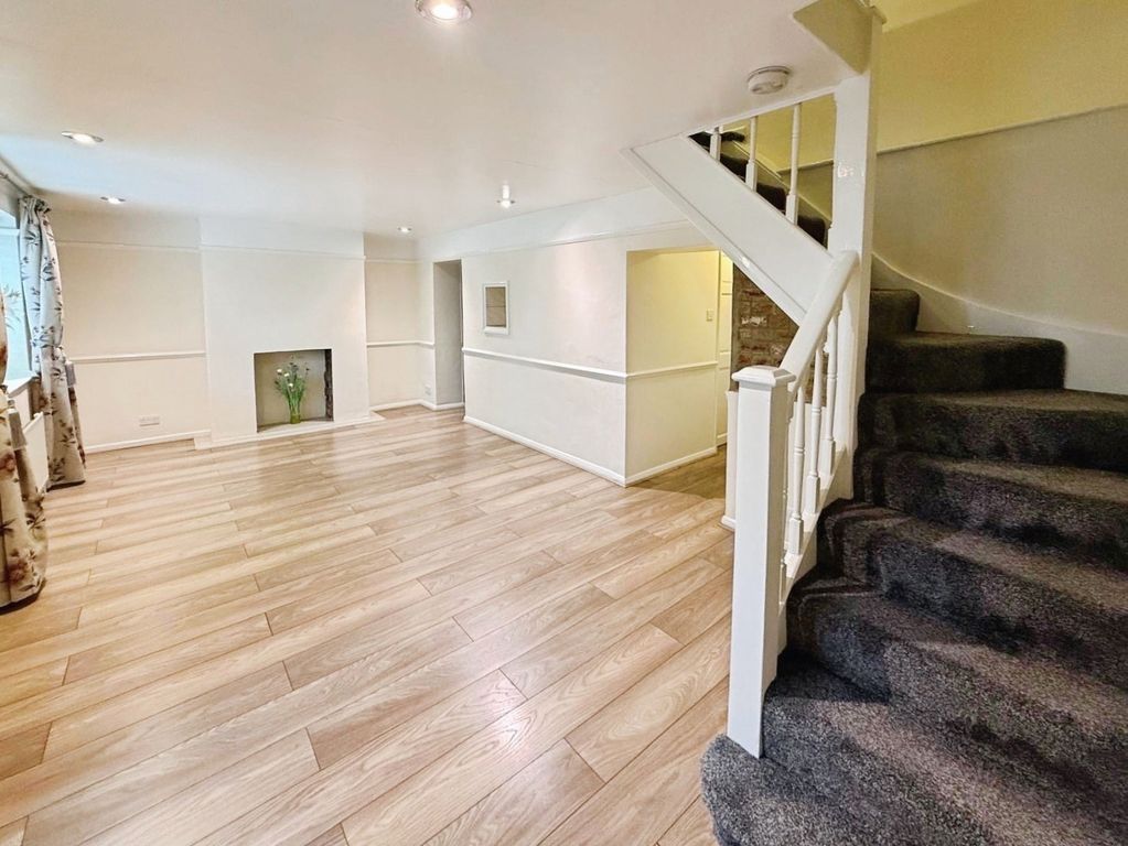 Property photo 2 of 15 Pbox-Img.Jpg