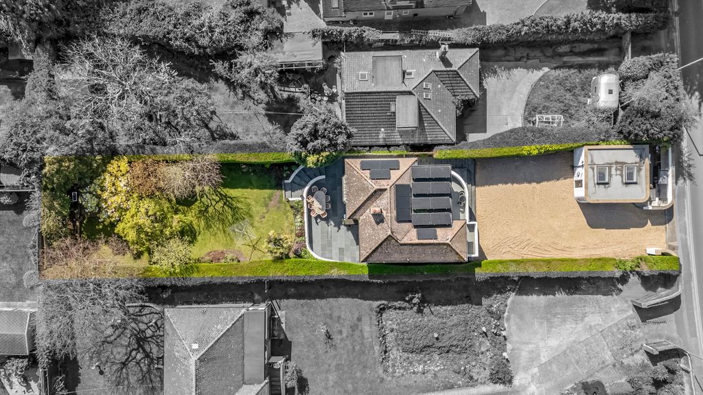 Property photo 3 of 31