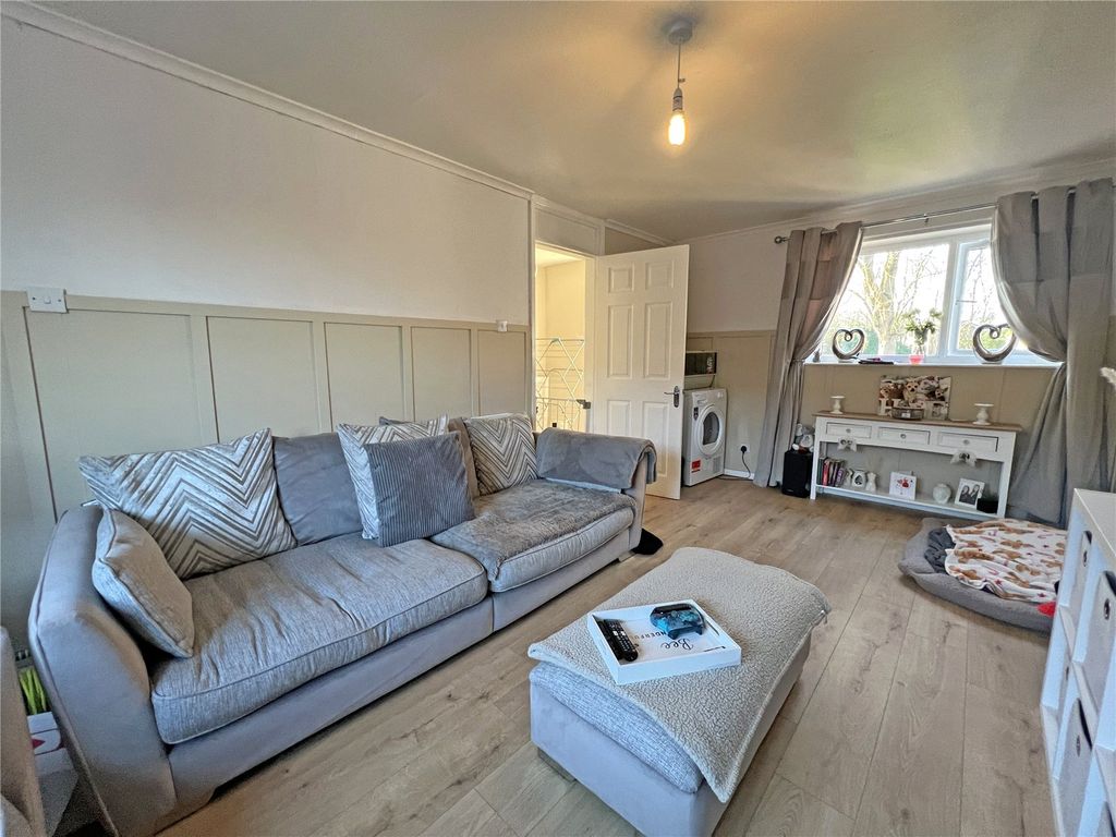 Property photo 2 of 11 Picture No. 09