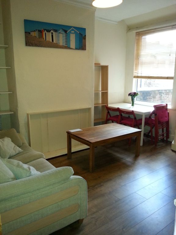 Property photo 2 of 6