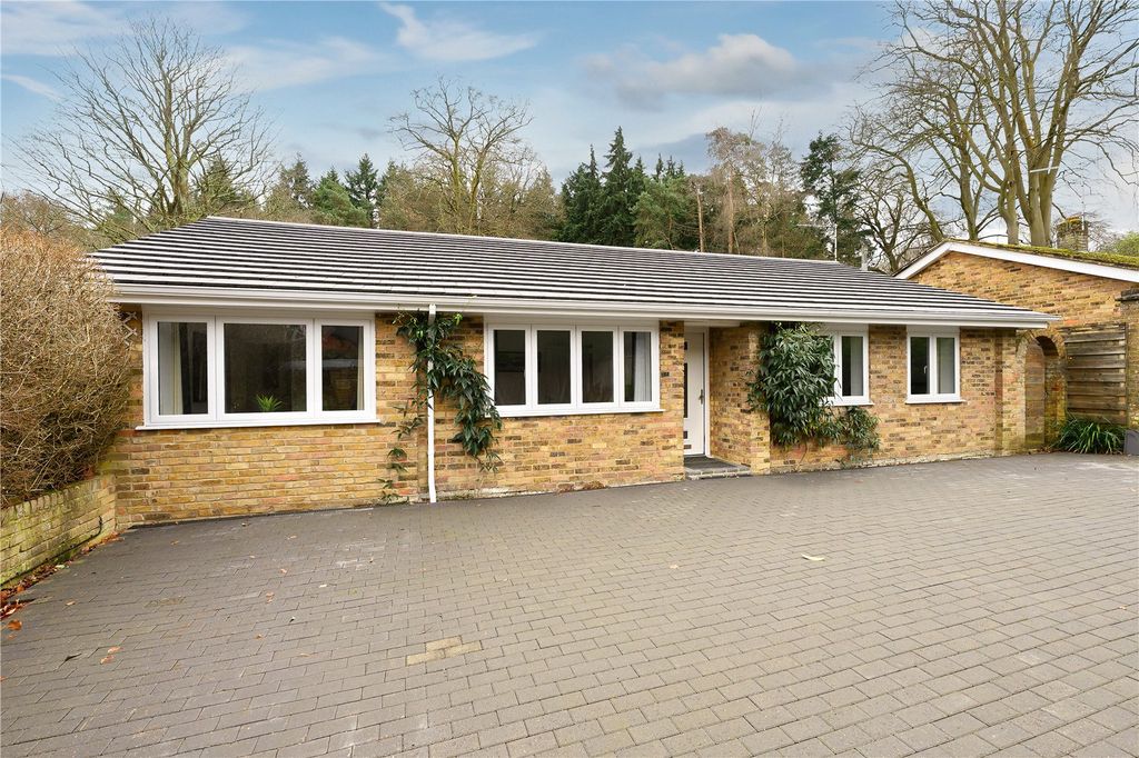 Property photo 1 of 15 Front External