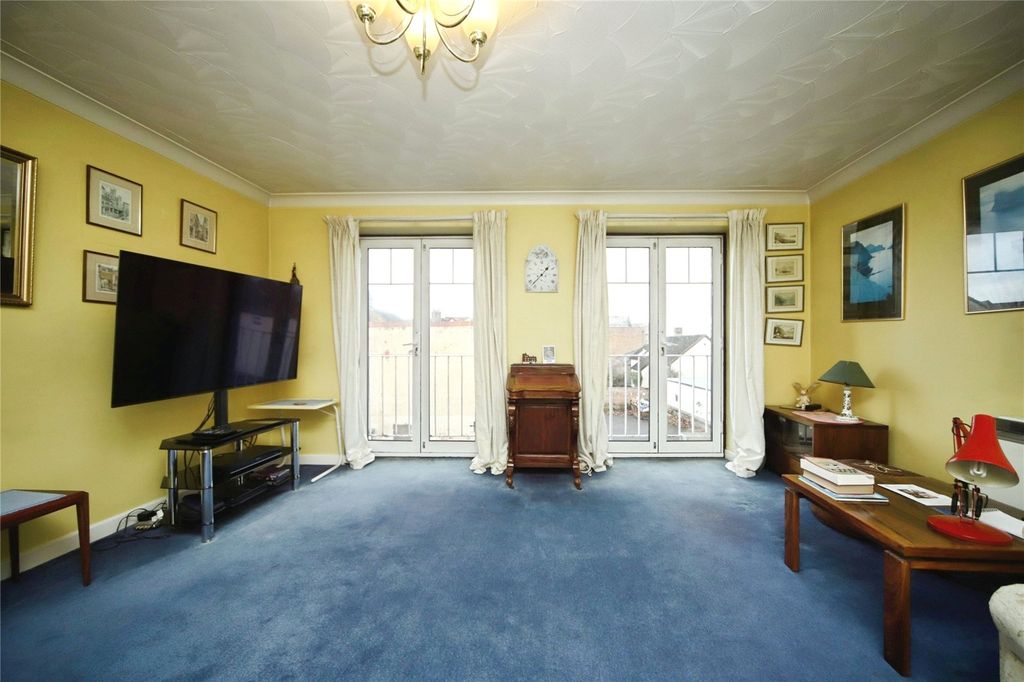 Property photo 2 of 10 Picture No. 04