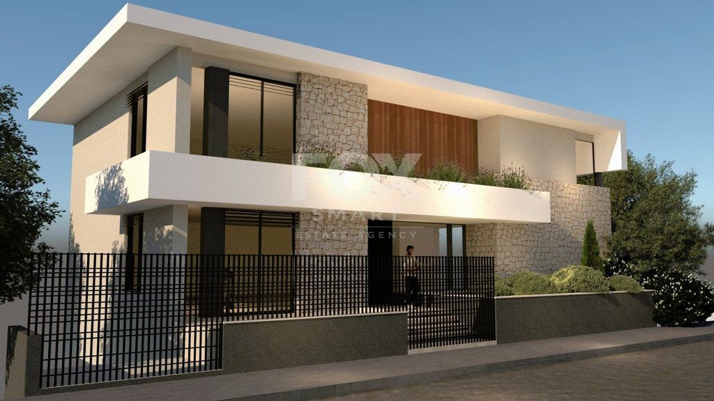 Property photo 1 of 5 Stunning Renovated 6-Bedroom Detached House In Agia Fyla, Li