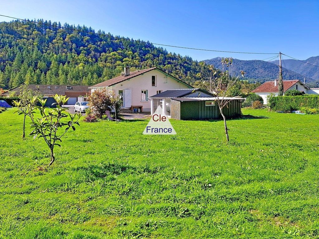 Property photo 2 of 13