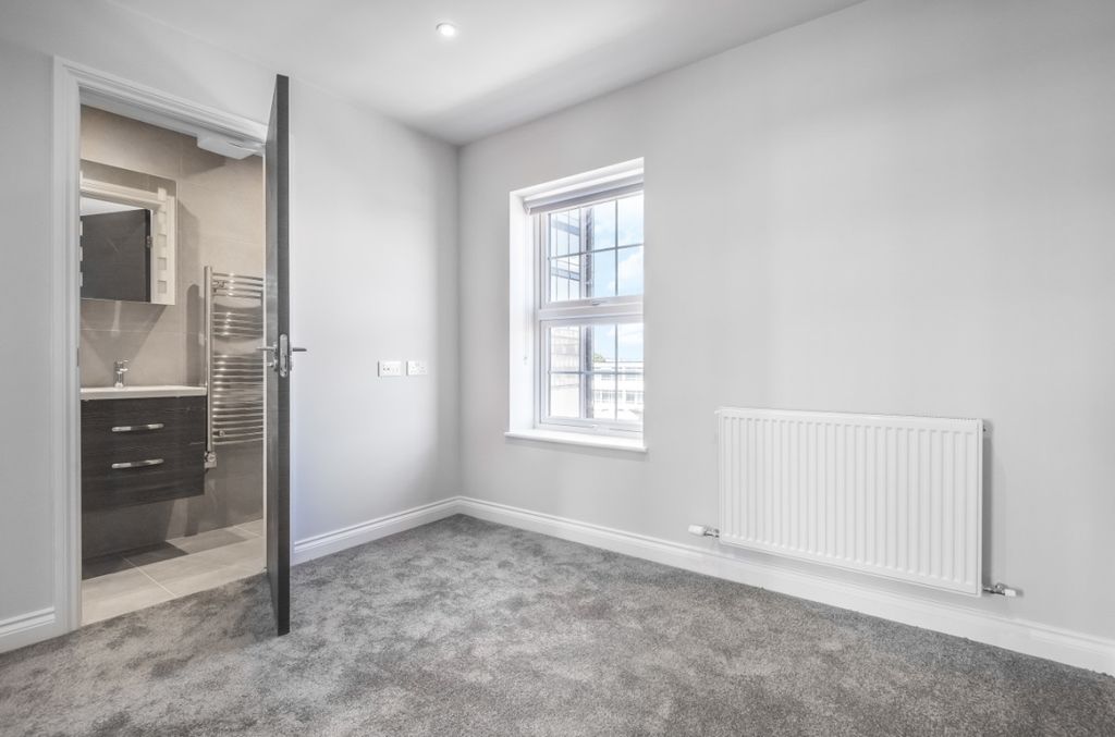 Property photo 3 of 14 622614 (5)