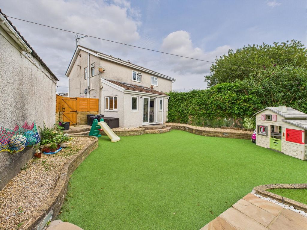 Property photo 2 of 17 Rear Garden
