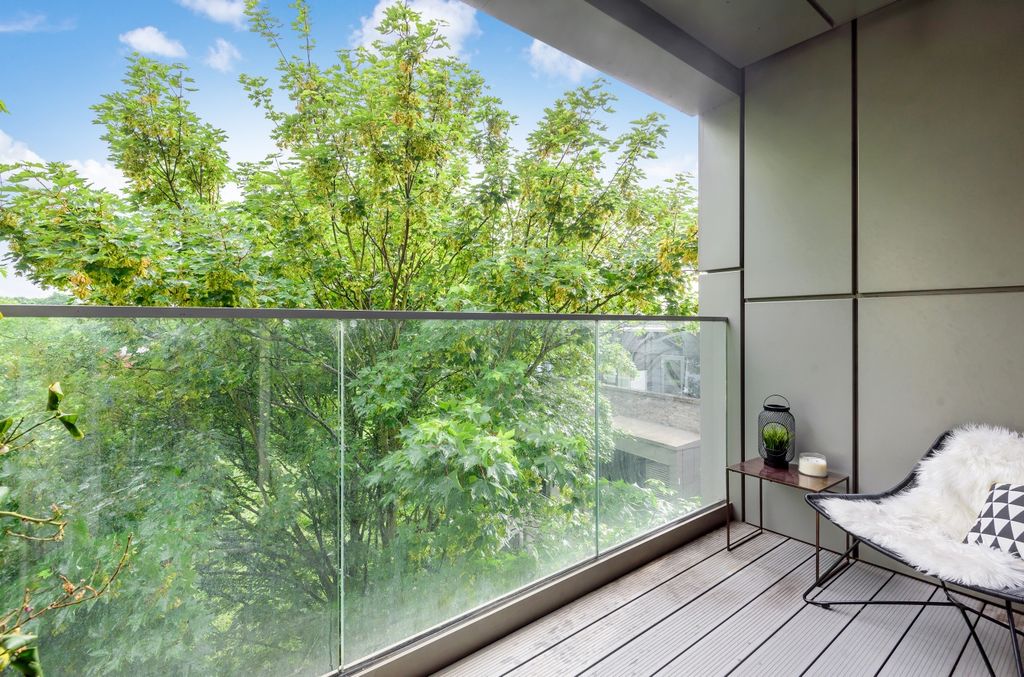 Property photo 2 of 14 Balcony