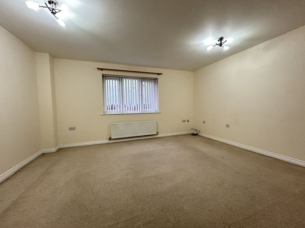 Property photo 3 of 14 Img_4062