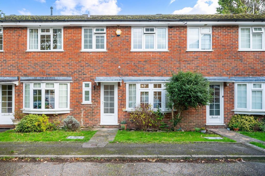 Property photo 1 of 14 Stagbury House, (14).Jpg