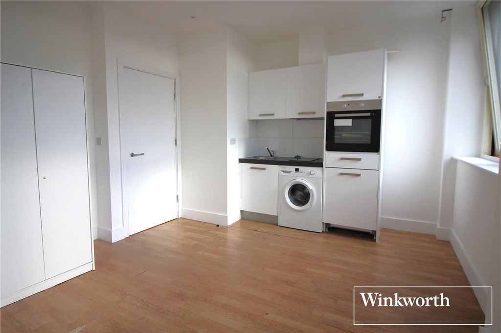 Property photo 2 of 3 Picture 2