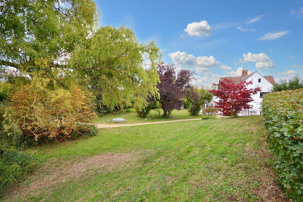 Property photo 2 of 37