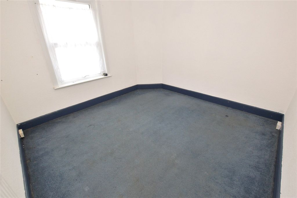 Property photo 3 of 10 Bedroom