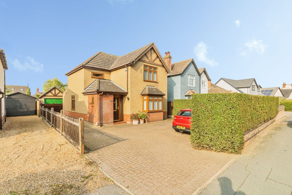 Property photo 1 of 23