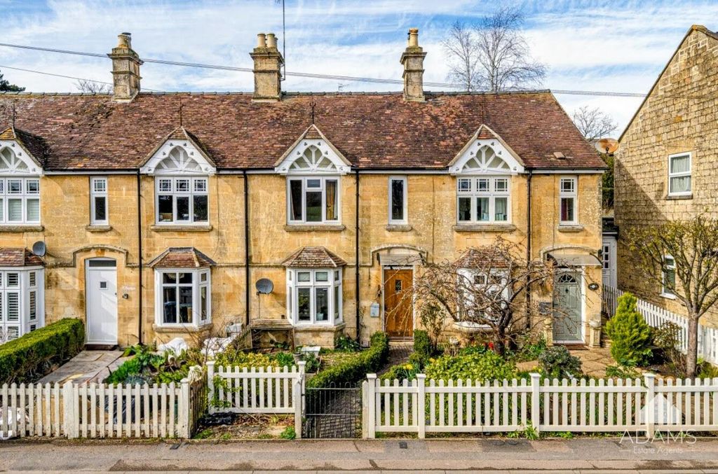 Property photo 1 of 17 Front