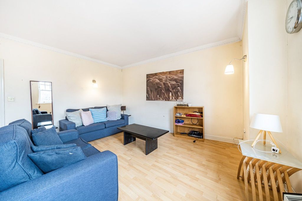 Property photo 1 of 13 Picture No. 01