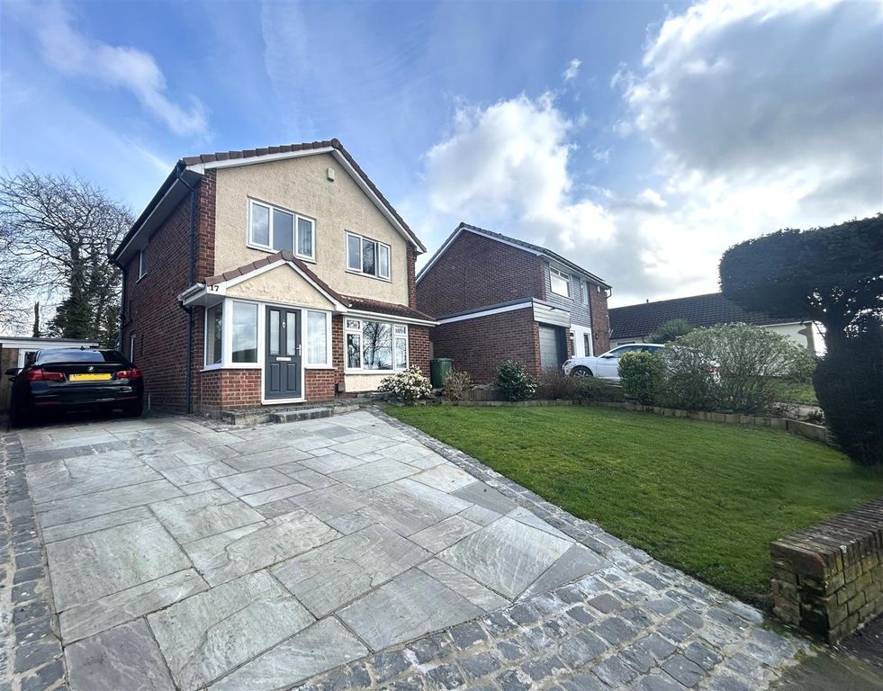 Property photo 1 of 17
