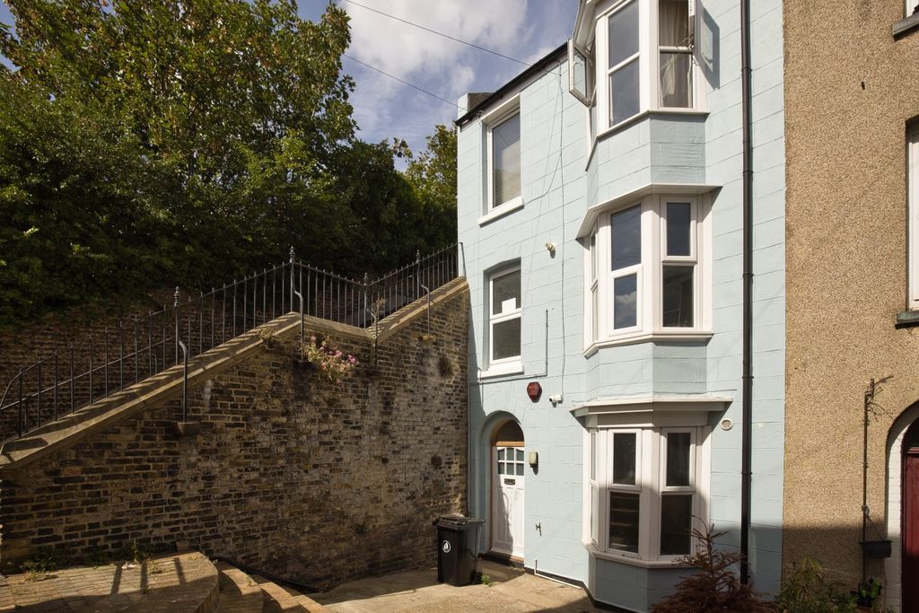 Property photo 1 of 9 Picture 1