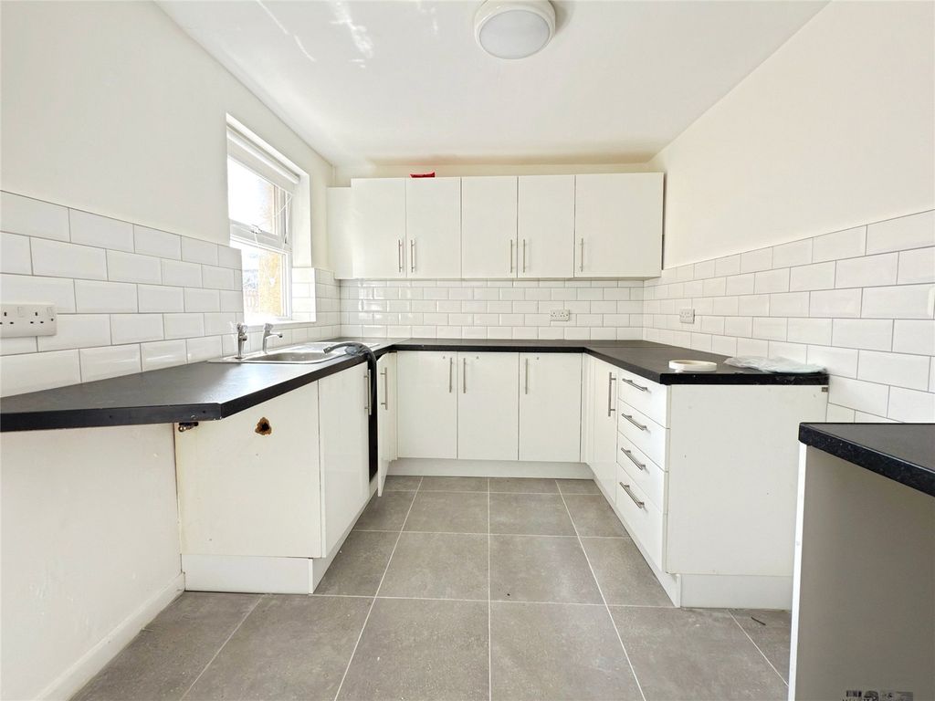 Property photo 2 of 10 Picture No. 07