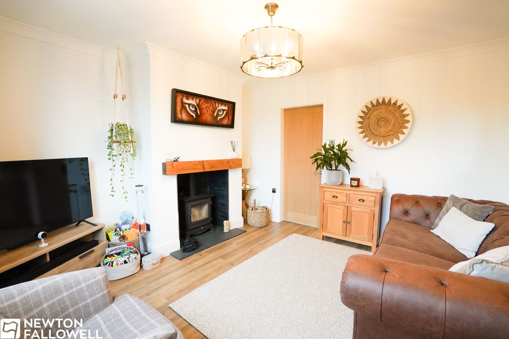 Property photo 3 of 18