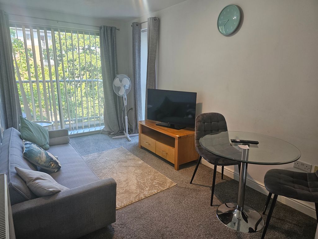 Property photo 2 of 5
