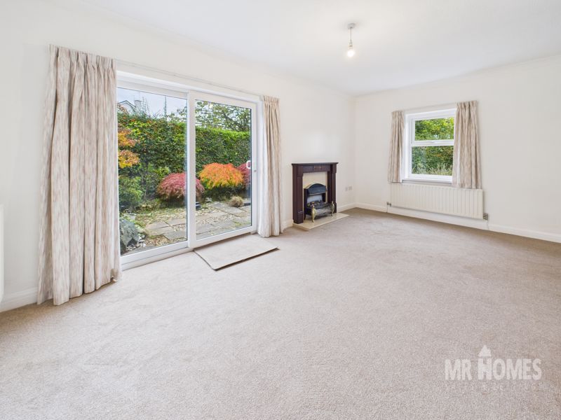 Property photo 3 of 38 Photo 24