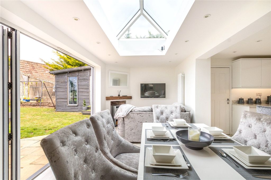 Property photo 1 of 29 Picture No. 53