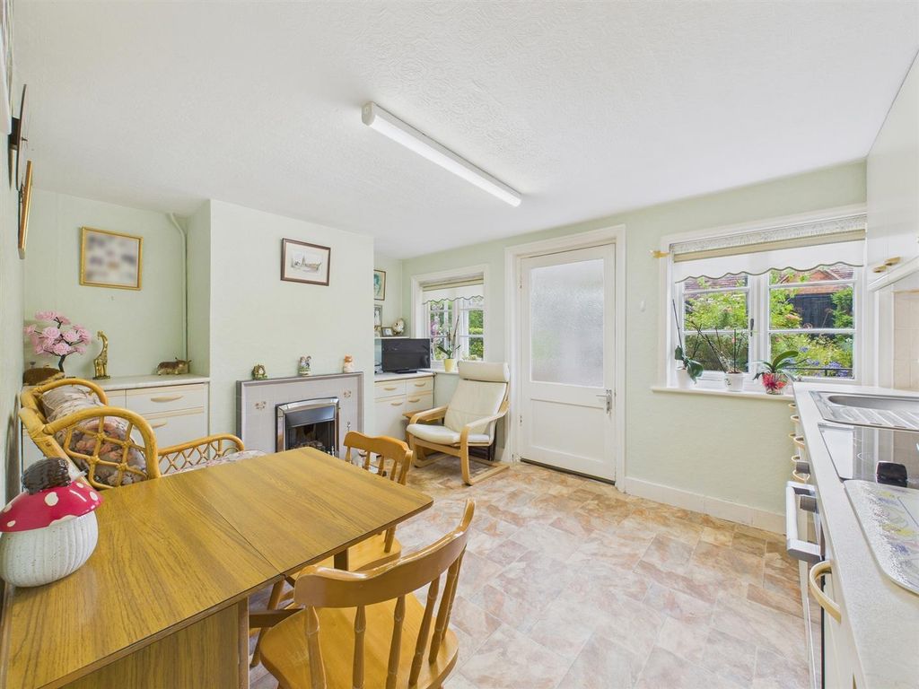 Property photo 2 of 14 Cam02541G0-Pr0520-Still002.Jpg