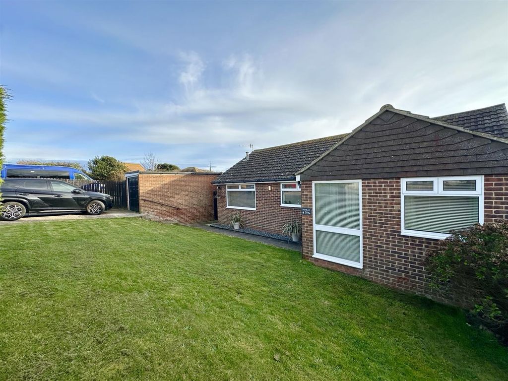 Property photo 3 of 30