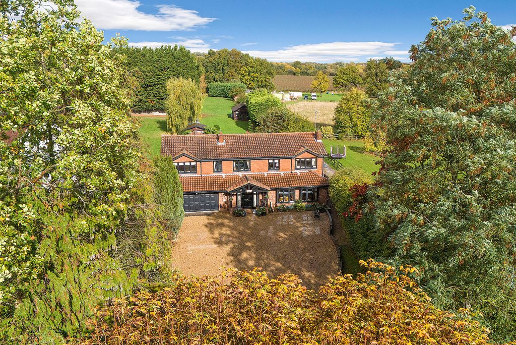 Property photo 1 of 24 4585140