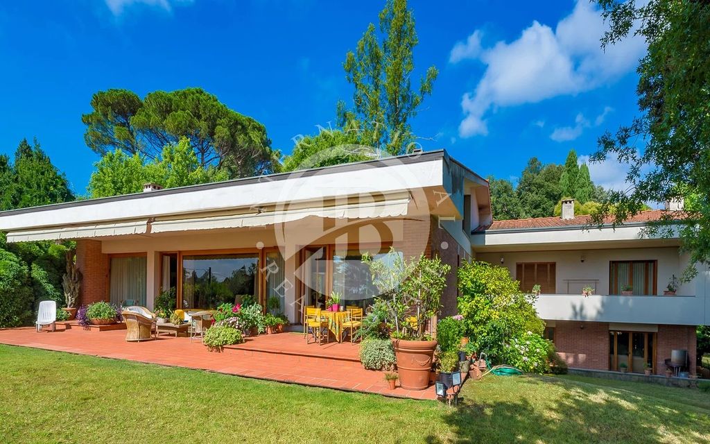 Property photo 3 of 28