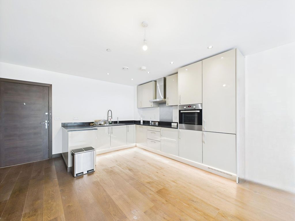 Property photo 3 of 18