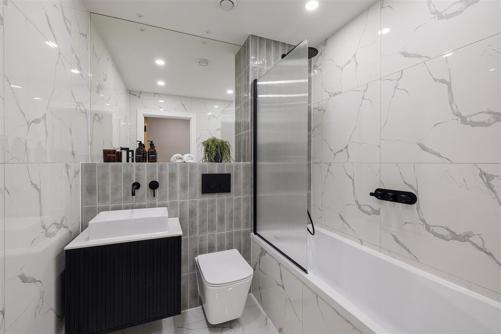 Property photo 3 of 25 Bf1A4401.Jpg