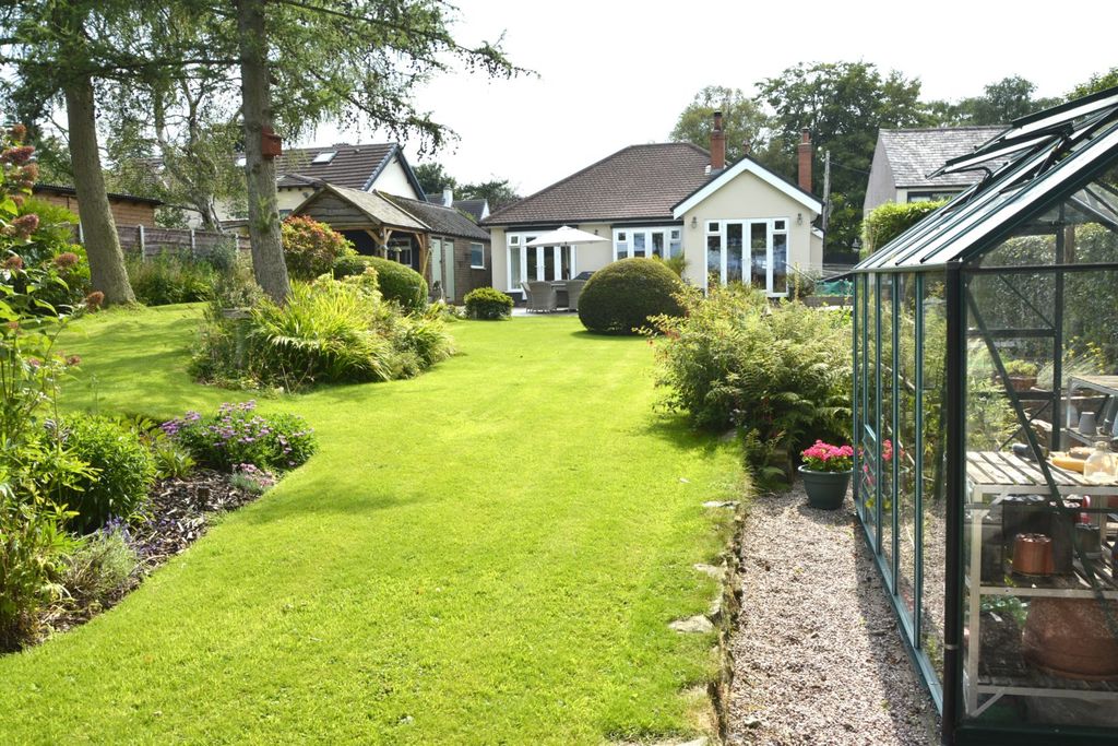 Property photo 3 of 23