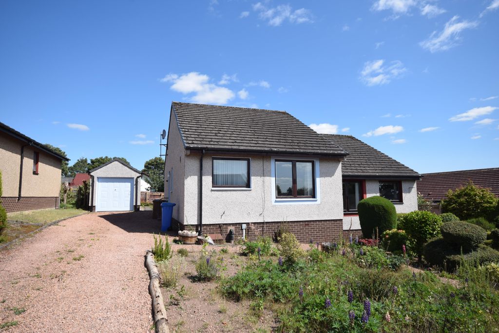 Property photo 1 of 10