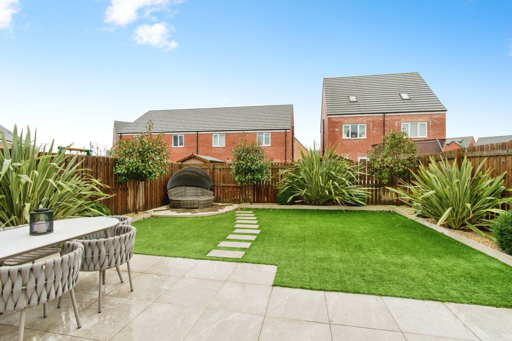 Property photo 1 of 15 Rear Garden