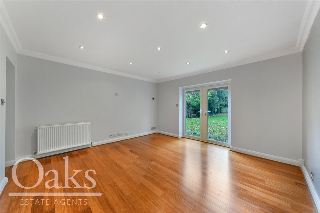 Property photo 3 of 8 Picture No. 08