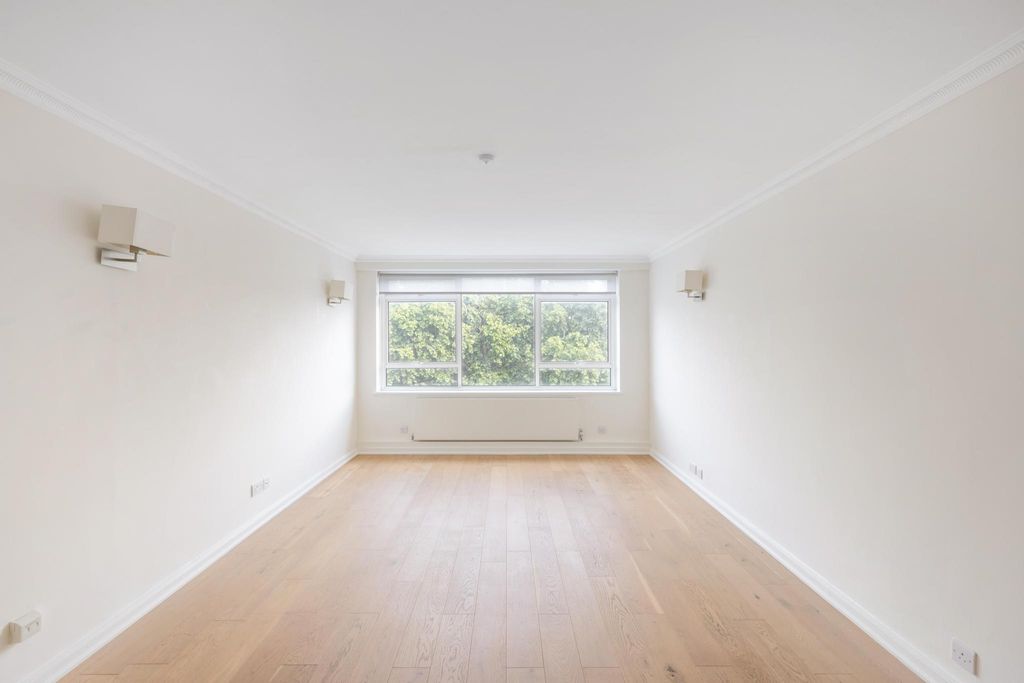 Property photo 2 of 15 Image